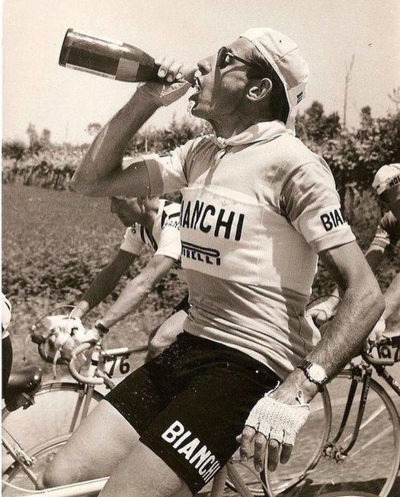 Peut-on boire de l’alcool après l’entraînement, oui ou non ?